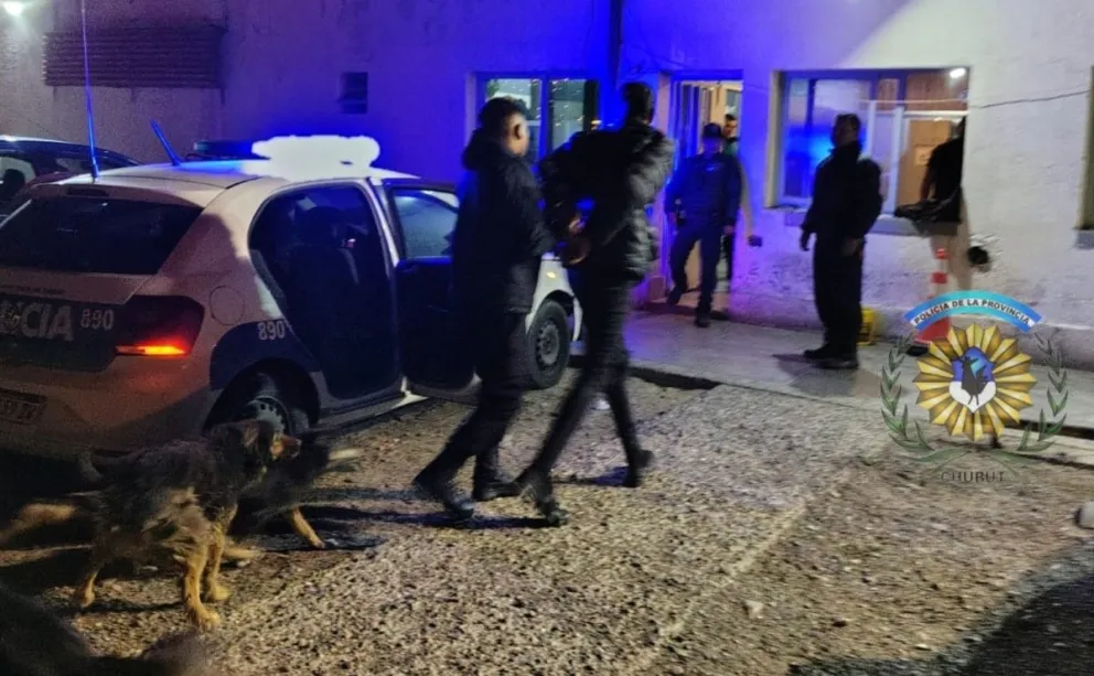 Amenazaron a un hombre con un arma para llevarle el celular